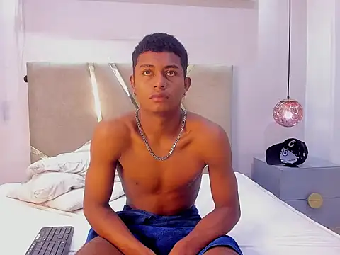 MorenitoDigno online show from October 2025 07:13:02 PM