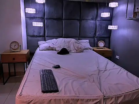 MorenitoDigno online show from November 2025 07:08:02 PM