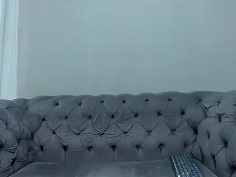 MorenitoDigno online show from November 2025 06:44:01 PM