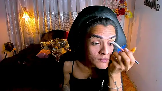 Snapshot of ZAMMIRA chatting on November 2025 05:55:02 AM ZAMMIRA online show from November 2025 05:55:02 AM