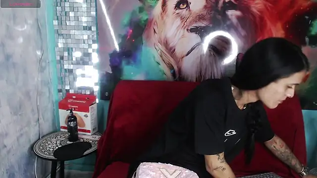 ZAMMIRA online show from April 2026 01:04:02 PM