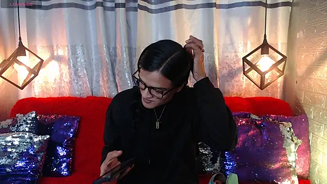 ZAMMIRA online show from March 2026 01:03:02 PM