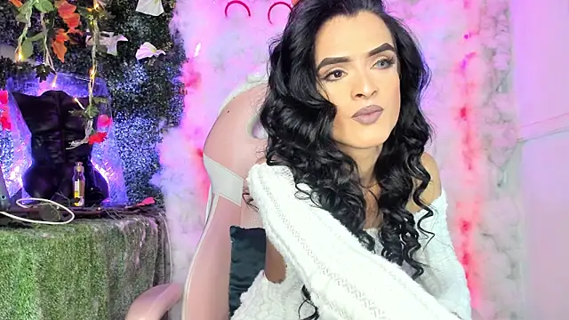 Snapshot of ZAMMIRA chatting on January 2026 02:26:01 AM ZAMMIRA online show from January 2026 02:26:01 AM