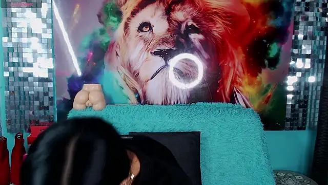 Snapshot of ZAMMIRA chatting on May 2026 11:37:01 AM ZAMMIRA online show from May 2026 11:37:01 AM