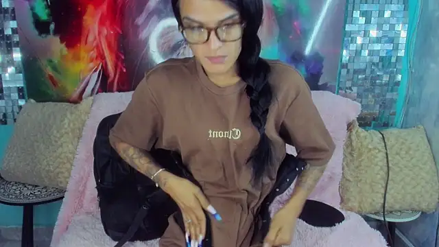 ZAMMIRA online show from March 2026 12:38:01 PM