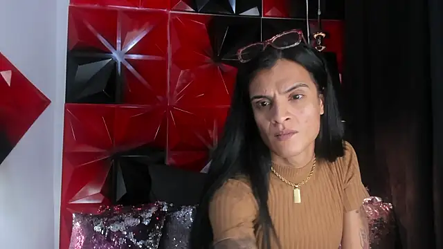 Snapshot of ZAMMIRA chatting on February 2026 06:13:02 AM ZAMMIRA online show from February 2026 06:13:02 AM