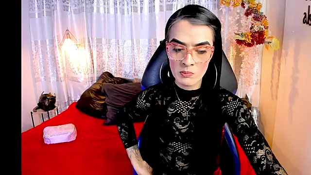 Snapshot of ZAMMIRA chatting on October 2025 05:39:02 AM ZAMMIRA online show from October 2025 05:39:02 AM