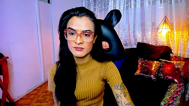 Snapshot of ZAMMIRA chatting on November 2025 05:56:02 AM ZAMMIRA online show from November 2025 05:56:02 AM