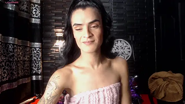 Snapshot of ZAMMIRA chatting on February 2026 05:18:02 AM ZAMMIRA online show from February 2026 05:18:02 AM