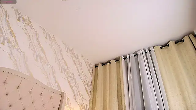 shanell-hott online show from November 2025 12:08:02 PM