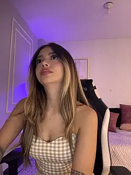 HoneyMollyX online show from February 2026 01:09:01 PM