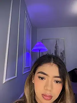 HoneyMollyX online show from October 2025 01:03:02 PM