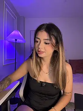 HoneyMollyX online show from March 2026 01:02:02 PM