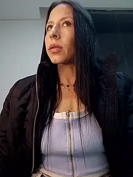 you yuyuu online show from January 2026 05:47:01 AM