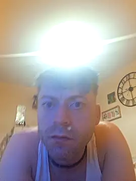 Snapshot of DelayedAnalog720 chatting on October 2025 09:37:02 PM DelayedAnalog720 online show from October 2025 09:37:02 PM