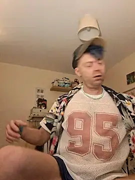 DelayedAnalog720 online show from November 2025 03:38:01 AM