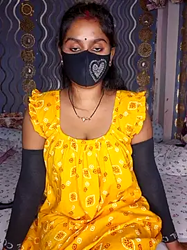 Snapshot of Sweet-Maddlina chatting on November 2025 10:41:02 AM Sweet-Maddlina online show from November 2025 10:41:02 AM