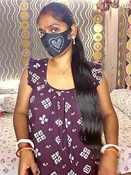 Snapshot of Sweet-Maddlina chatting on November 2025 05:00:02 AM Sweet-Maddlina online show from November 2025 05:00:02 AM