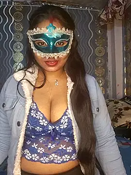 Snapshot of Sweet-Maddlina chatting on November 2025 01:43:01 PM Sweet-Maddlina online show from November 2025 01:43:01 PM