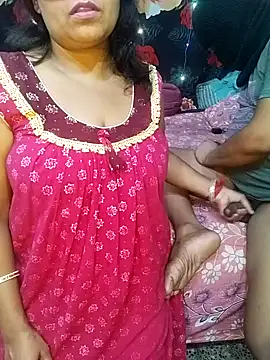 modhu82 online show from November 2025 06:56:01 PM