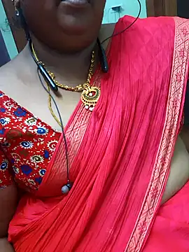 Snapshot of sweetrevathi chatting on October 2025 05:26:02 PM sweetrevathi online show from October 2025 05:26:02 PM