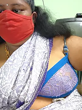 Snapshot of sweetrevathi chatting on October 2025 04:18:01 PM sweetrevathi online show from October 2025 04:18:01 PM