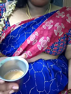 Snapshot of sweetrevathi chatting on October 2025 01:05:02 AM sweetrevathi online show from October 2025 01:05:02 AM