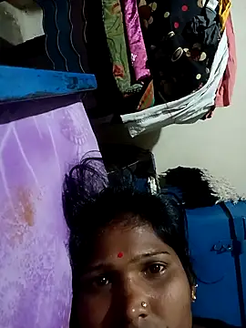 Hot hat online show from October 2025 11:39:02 PM