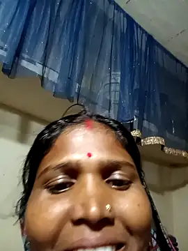 Hot hat online show from October 2025 11:11:02 AM