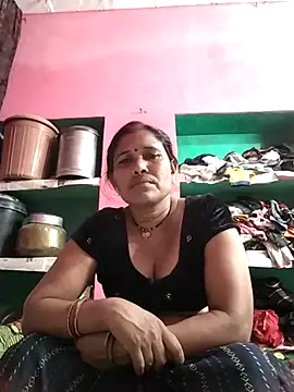 Snapshot of R_sehjal chatting on October 2025 06:30:01 PM R sehjal online show from October 2025 06:30:01 PM