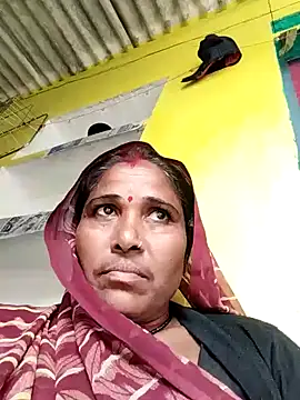 Snapshot of R_sehjal chatting on October 2025 06:55:01 AM R sehjal online show from October 2025 06:55:01 AM