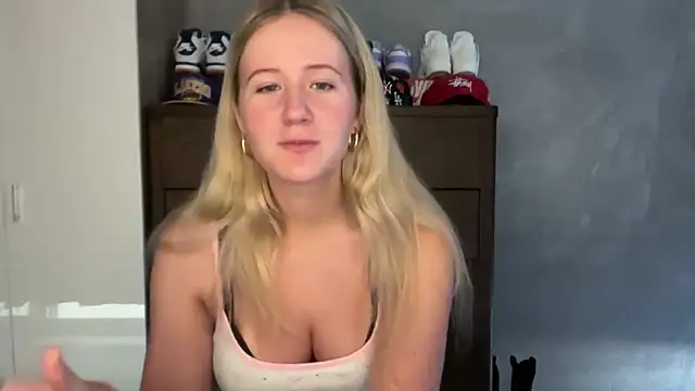 itssosierra online show from February 2026 01:35:02 AM