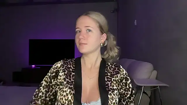 itssosierra online show from May 2026 12:20:02 AM