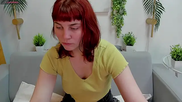 Snapshot of Rene_Shine chatting on November 2025 09:24:02 AM Rene Shine online show from November 2025 09:24:02 AM