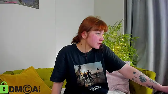 Snapshot of Rene_Shine chatting on November 2025 05:36:02 PM Rene Shine online show from November 2025 05:36:02 PM