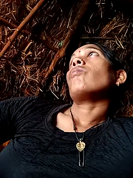 Snapshot of Cutsedi3 chatting on December 2025 10:09:01 AM Cutsedi3 online show from December 2025 10:09:01 AM