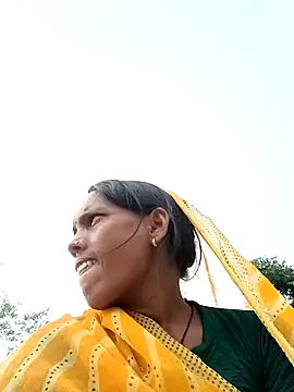 Snapshot of Cutsedi3 chatting on October 2025 01:23:02 PM Cutsedi3 online show from October 2025 01:23:02 PM