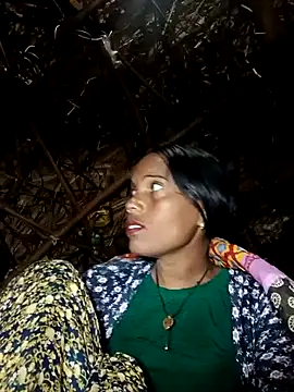 Snapshot of Cutsedi3 chatting on November 2025 11:19:03 PM Cutsedi3 online show from November 2025 11:19:03 PM