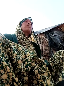 Snapshot of Cutsedi3 chatting on November 2025 09:53:02 AM Cutsedi3 online show from November 2025 09:53:02 AM