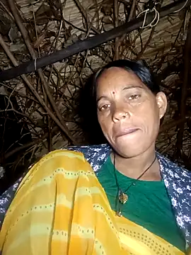 Snapshot of Cutsedi3 chatting on October 2025 09:47:01 PM Cutsedi3 online show from October 2025 09:47:01 PM