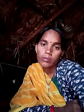 Snapshot of Cutsedi3 chatting on October 2025 10:49:02 AM Cutsedi3 online show from October 2025 10:49:02 AM