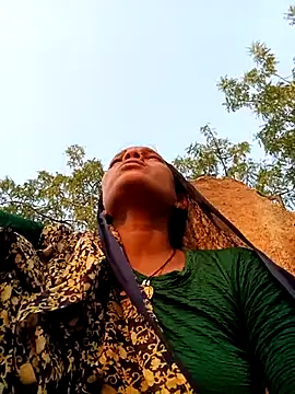 Snapshot of Cutsedi3 chatting on November 2025 11:36:02 AM Cutsedi3 online show from November 2025 11:36:02 AM