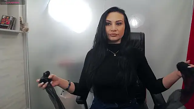 YaraXCox online show from February 2026 04:01:01 AM