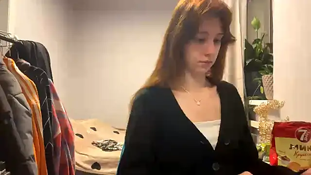 WildPeachh online show from November 2025 05:16:02 PM