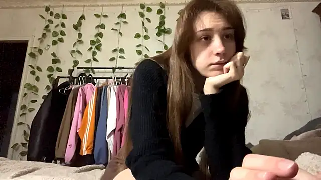 WildPeachh online show from December 2025 09:36:02 PM