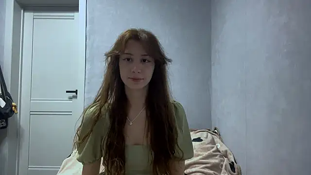 WildPeachh online show from November 2025 06:24:02 PM