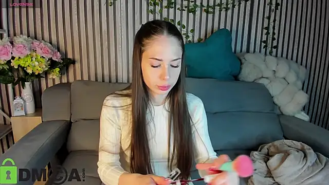 Lana Stones online show from November 2025 12:55:01 AM