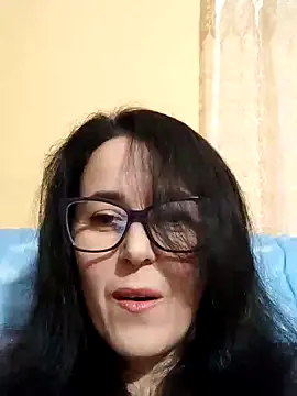 Amelialove42 online show from October 2025 06:07:02 PM