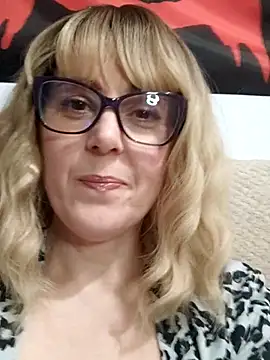 Amelialove42 online show from February 2026 07:57:02 PM