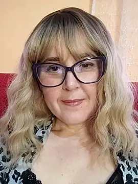 Amelialove42 online show from May 2026 03:26:02 PM